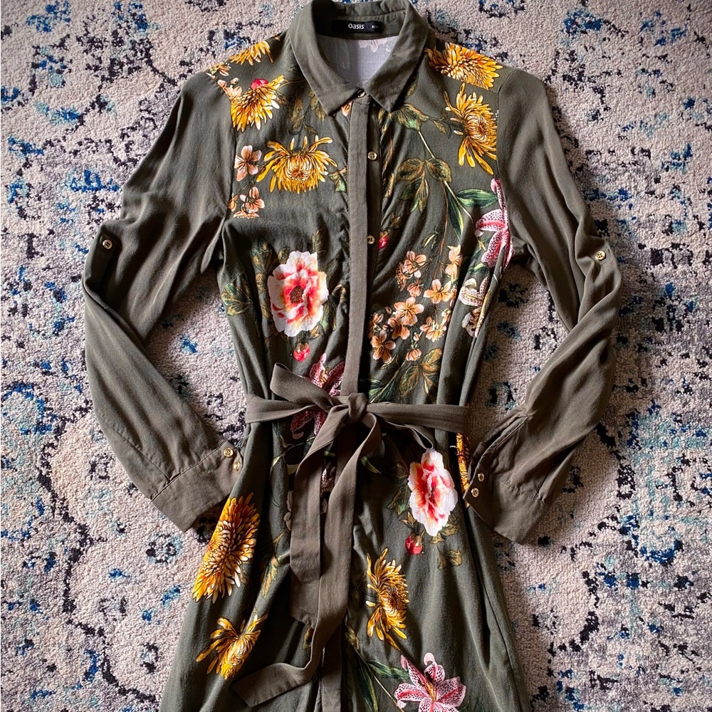 Oasis green floral button down shirt dress